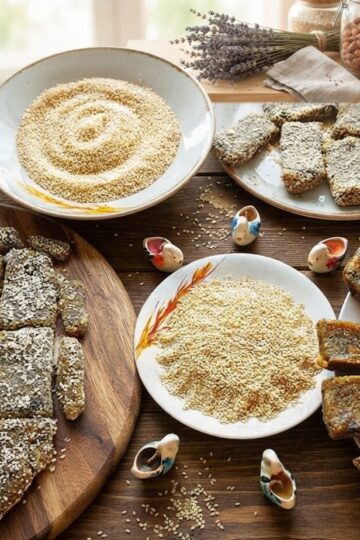 Healthy Apricot Energy Bars (No-Bake, Vegan & Naturally Sweetened)